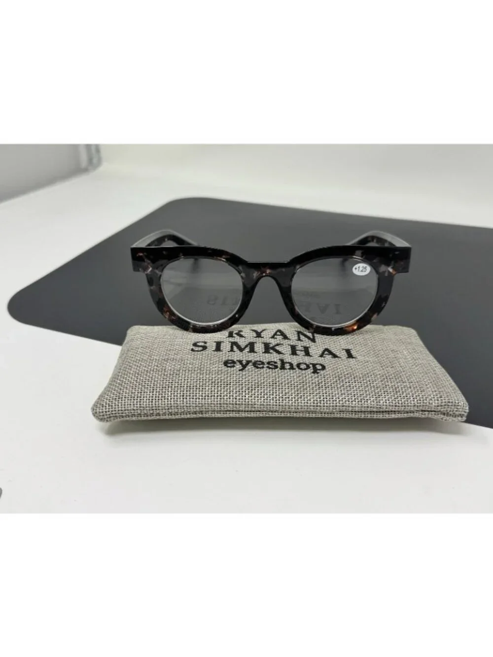 Ryan Simkhai Eyeshop R-9023 C1 Readers +1.50  Reading Glasses